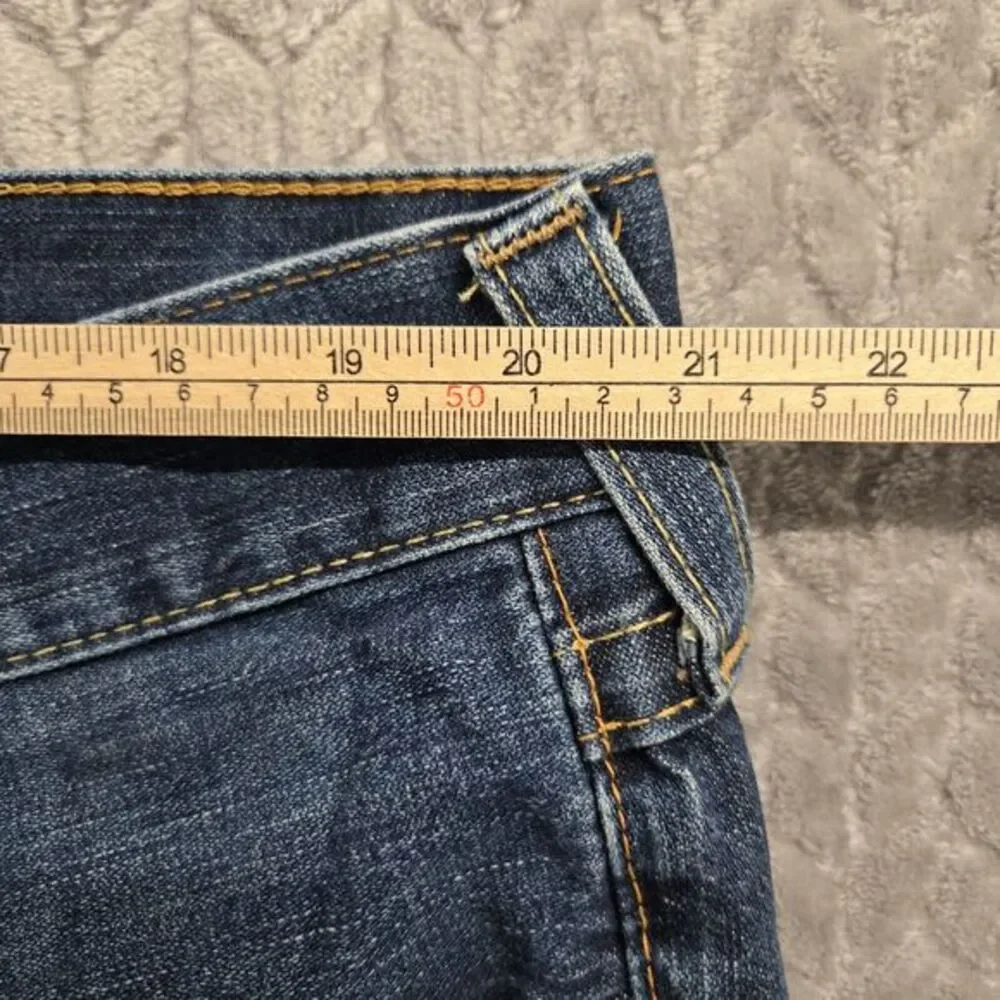 True Religion Jeans Mens Straight Leg Size 40x27 Flap Pockets Billy USA‎
